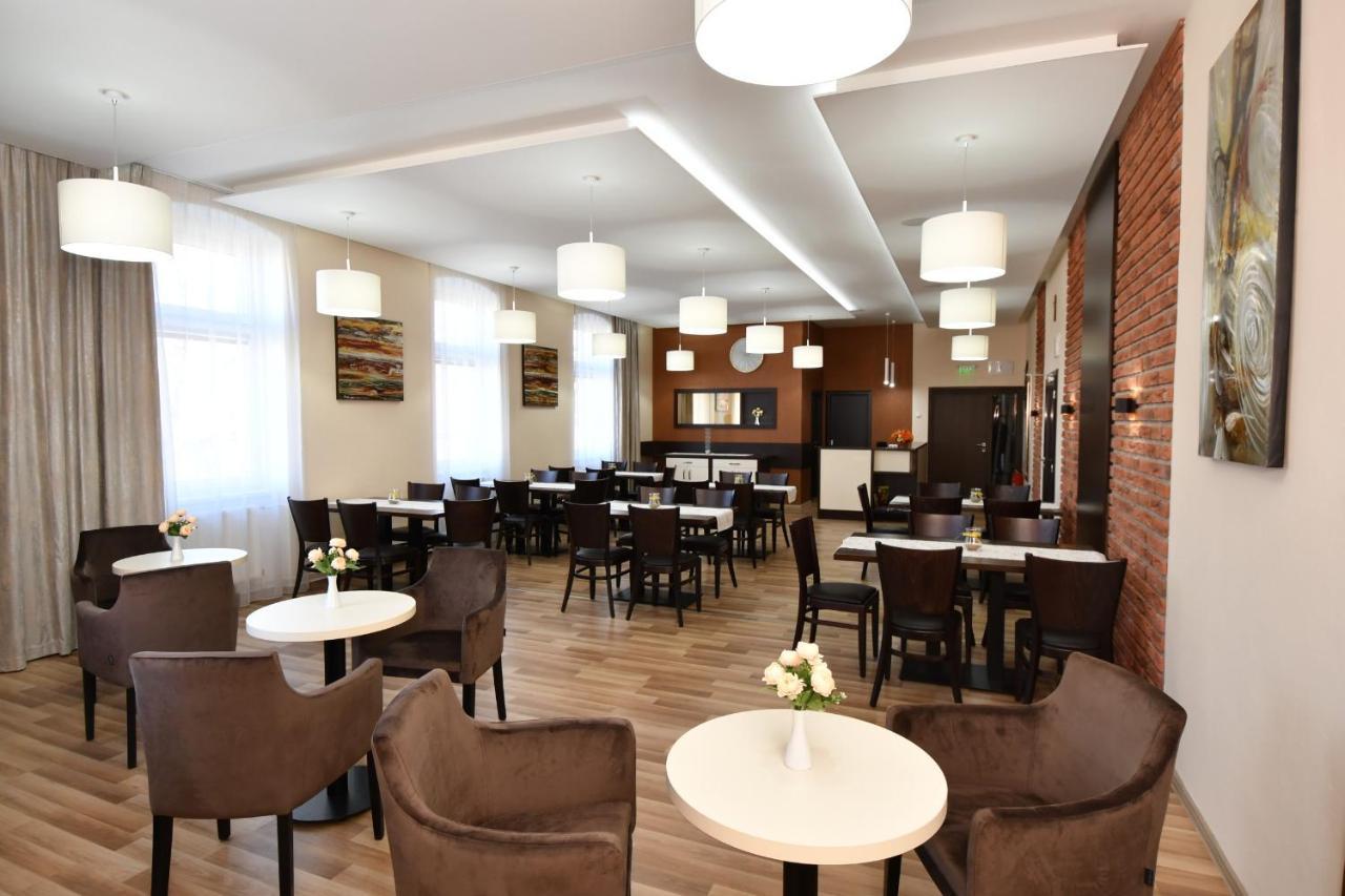 Penzion Resa Spišská Nová Ves Extérieur photo