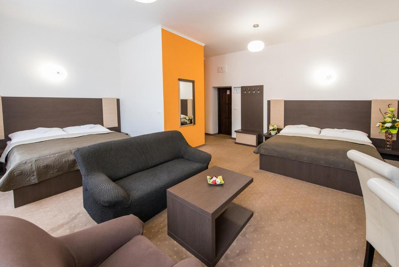 Penzion Resa Spišská Nová Ves Extérieur photo